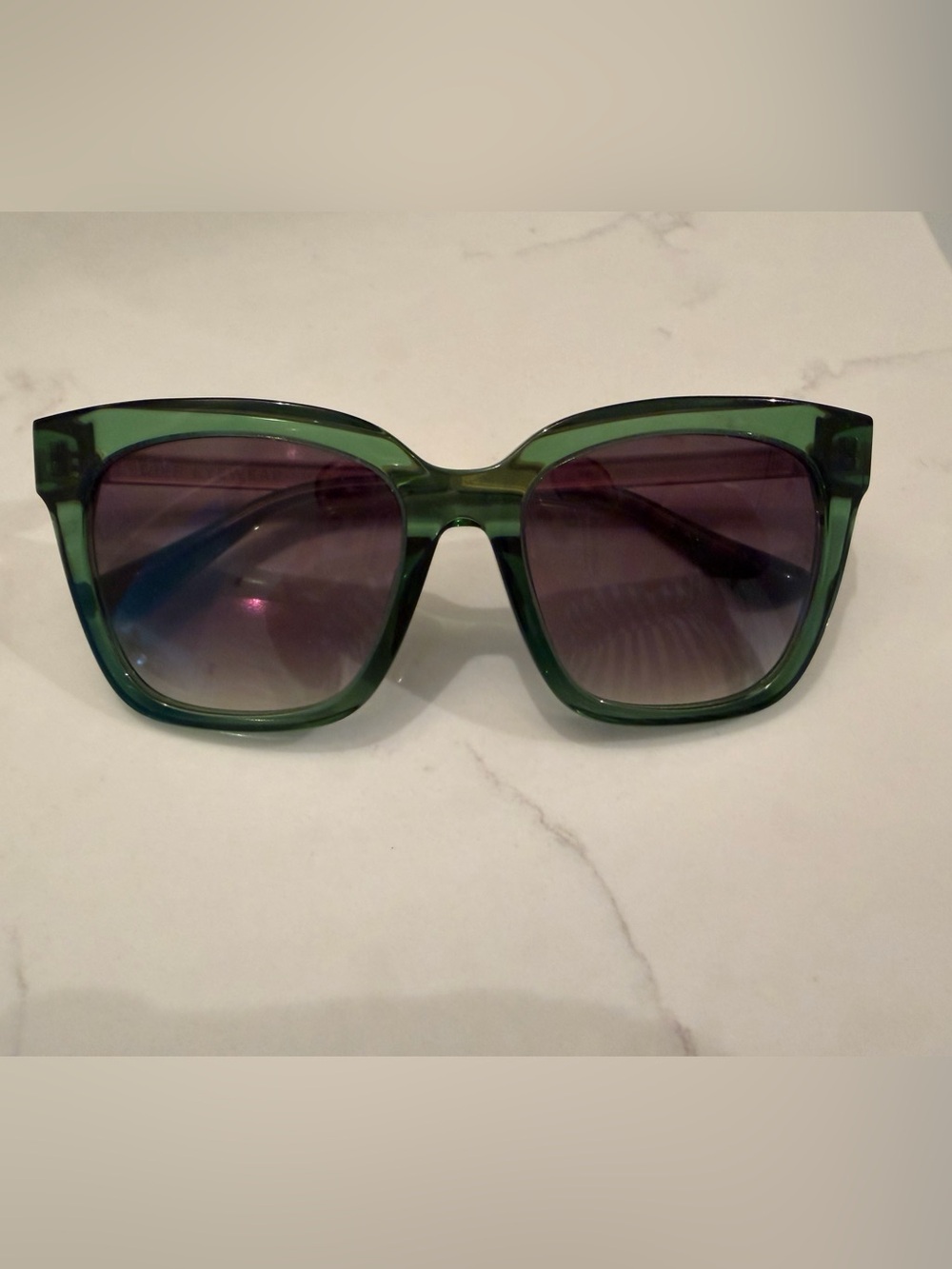 Diff Green Sunglasses